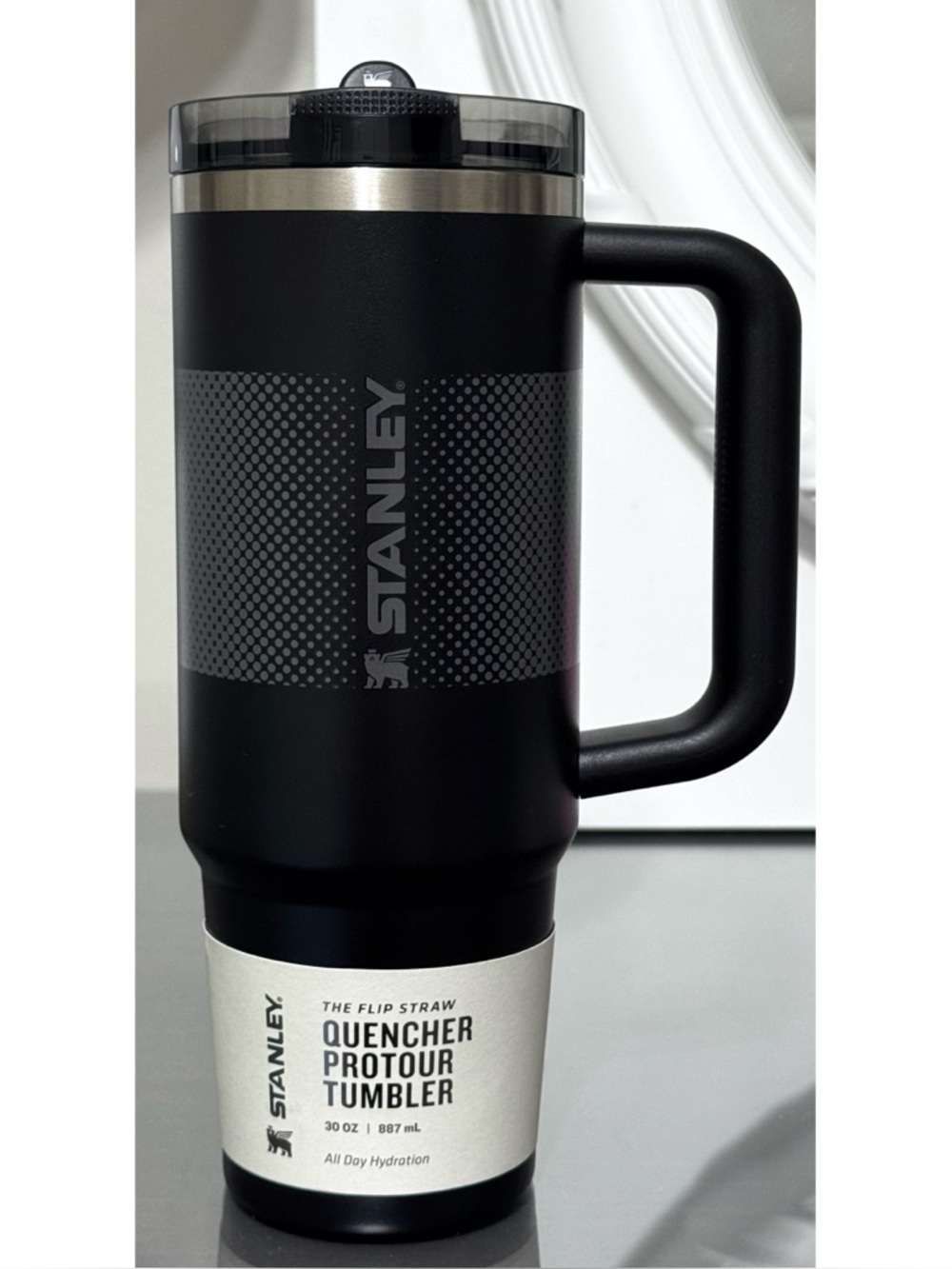 STANLEY QUENCHER PROTOUR‎ FLIP STRAW TUMBLER, 30OZ- BLACK FADE